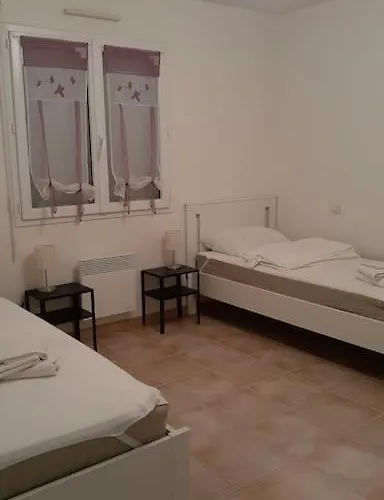 Comte, Quartier Calme, Pres De La Foret. Dom wakacyjny *